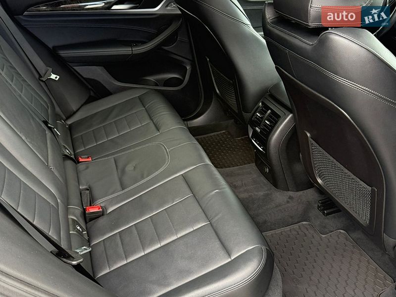 Внедорожник / Кроссовер BMW X3 2019 в Львове