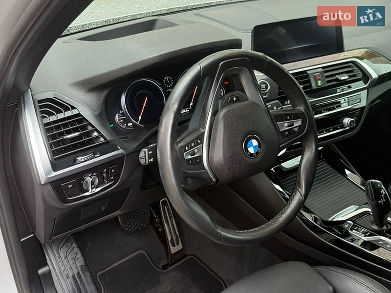 Внедорожник / Кроссовер BMW X3 2019 в Львове