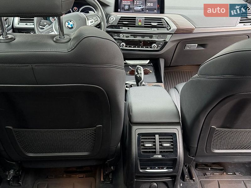 Внедорожник / Кроссовер BMW X3 2018 в Киеве