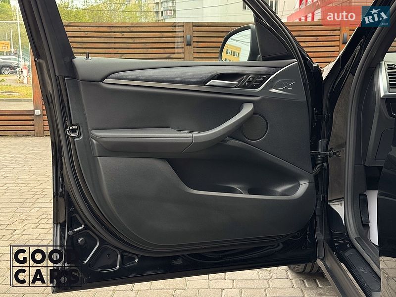 Внедорожник / Кроссовер BMW X3 2024 в Одессе