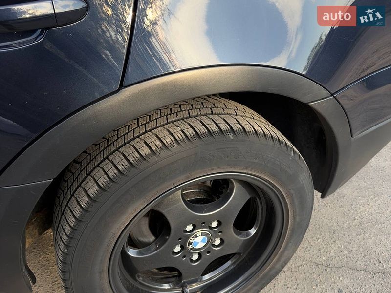 Внедорожник / Кроссовер BMW X3 2010 в Киеве