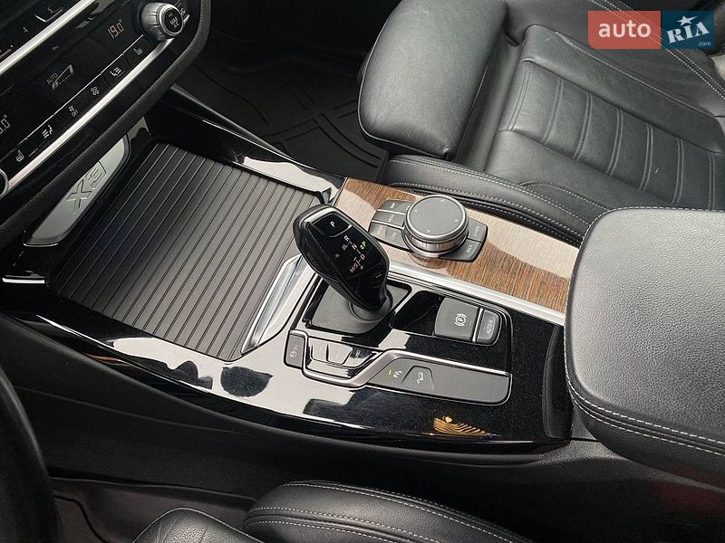 Внедорожник / Кроссовер BMW X3 2019 в Львове