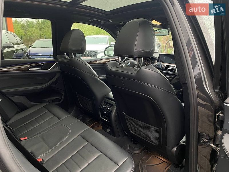 Внедорожник / Кроссовер BMW X3 2019 в Львове