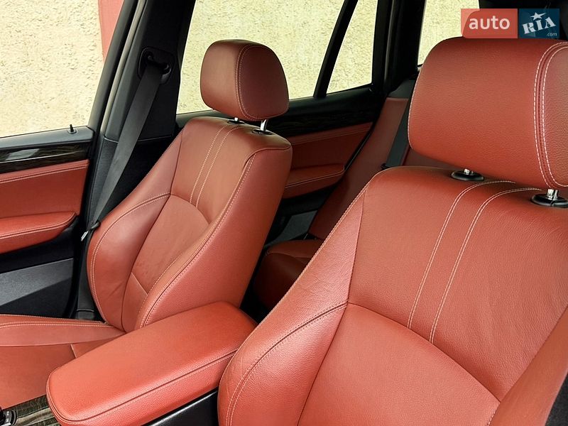 Внедорожник / Кроссовер BMW X3 2014 в Ковеле