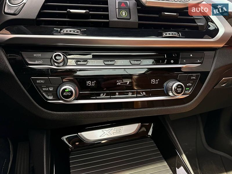 Внедорожник / Кроссовер BMW X3 2019 в Одессе