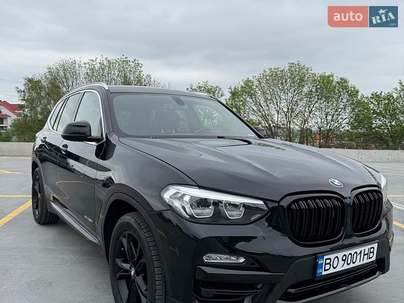 Внедорожник / Кроссовер BMW X3 2018 в Тернополе