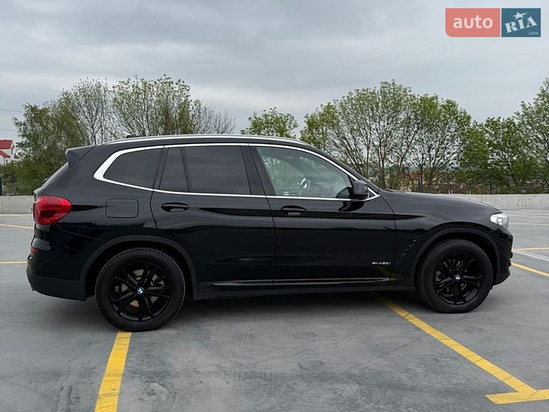 Внедорожник / Кроссовер BMW X3 2018 в Тернополе