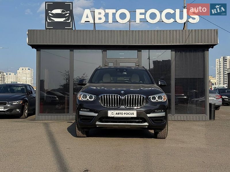 Внедорожник / Кроссовер BMW X3 2020 в Киеве