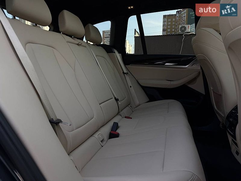 Внедорожник / Кроссовер BMW X3 2020 в Киеве