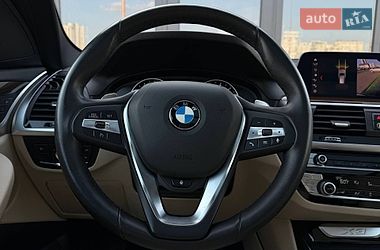 Внедорожник / Кроссовер BMW X3 2020 в Киеве