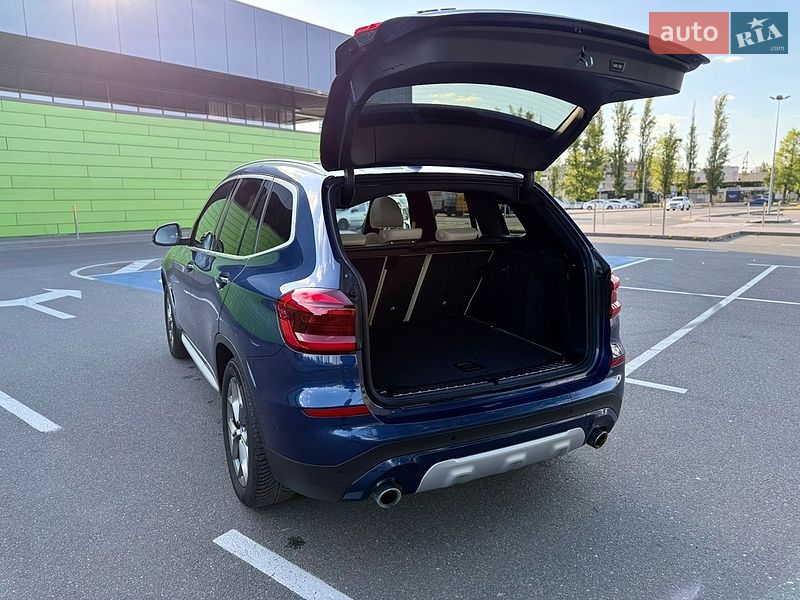 Внедорожник / Кроссовер BMW X3 2020 в Киеве