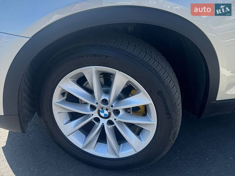 Внедорожник / Кроссовер BMW X3 2017 в Ровно
