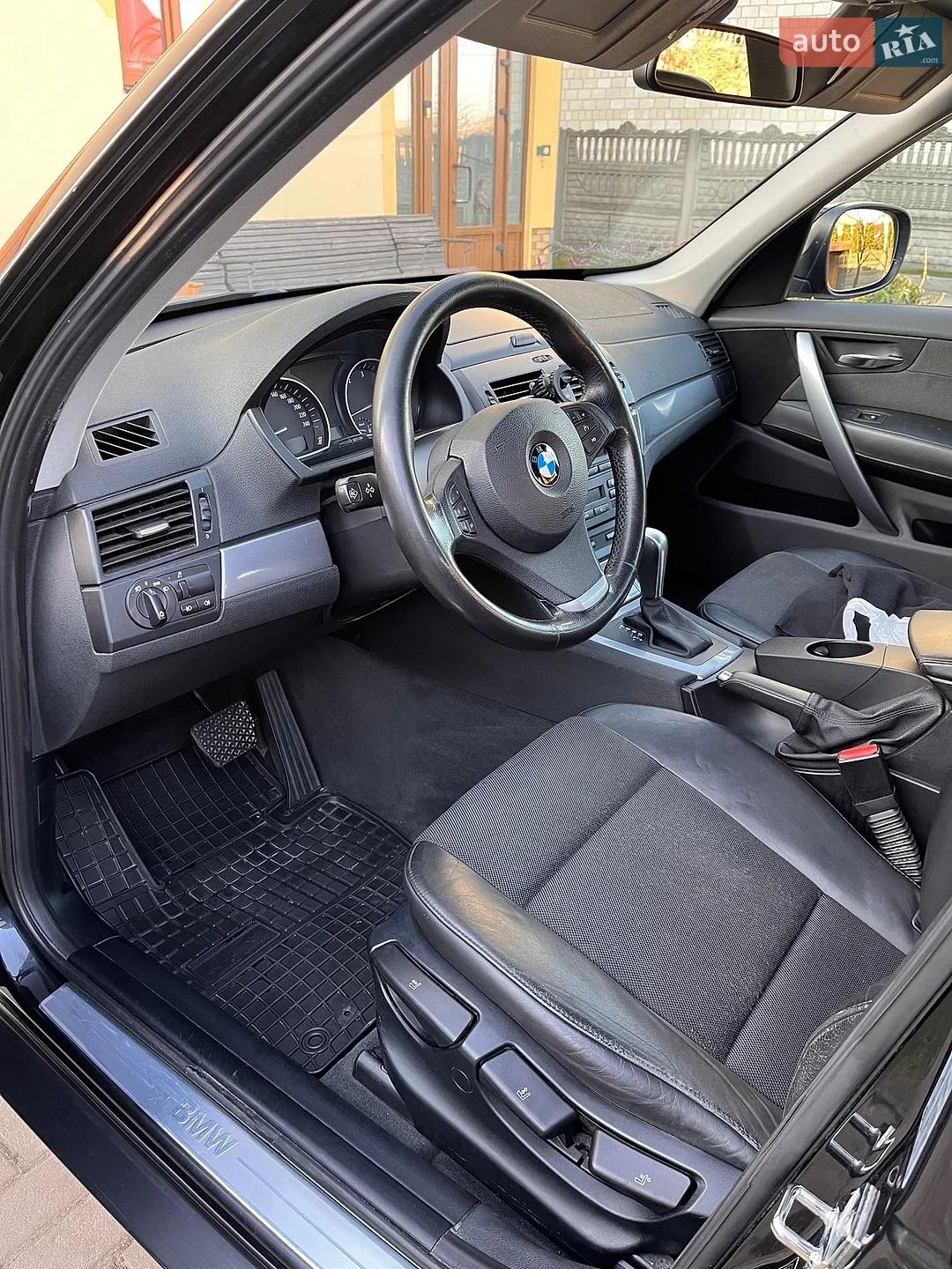 2010 BMW X3 - мініатюра 2