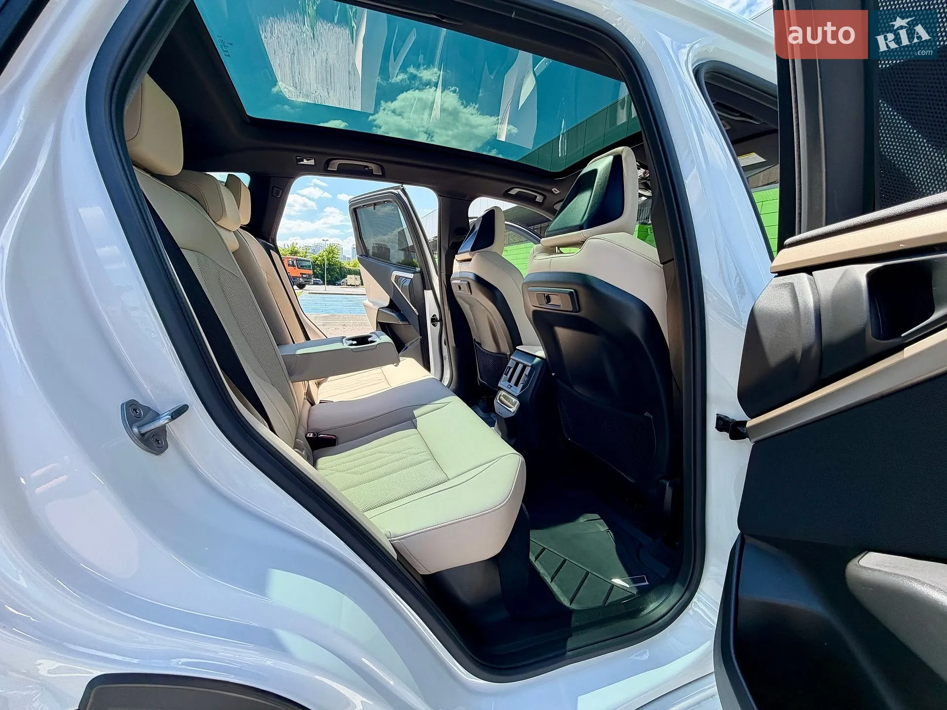 2025 BMW X3 - мініатюра 44