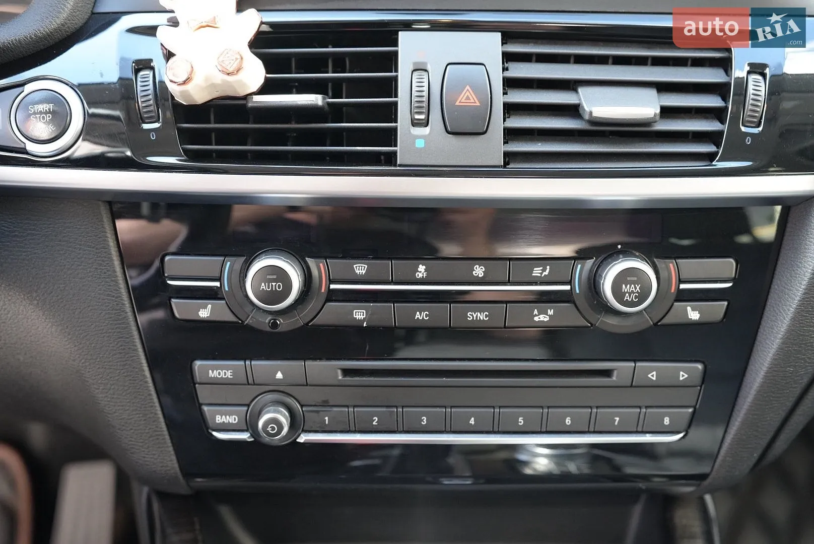 2016 BMW X3 - мініатюра 17