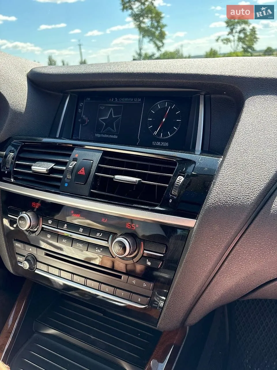 2016 BMW X3 - мініатюра 31