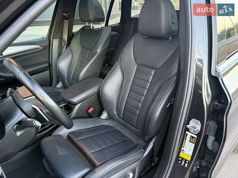 Внедорожник / Кроссовер BMW X3 2020 в Киеве
