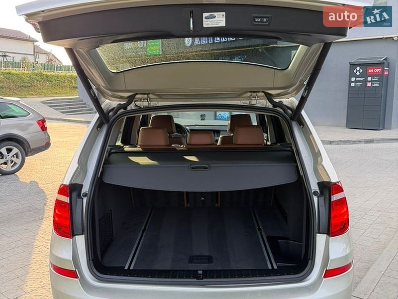 Внедорожник / Кроссовер BMW X3 2015 в Новояворовске