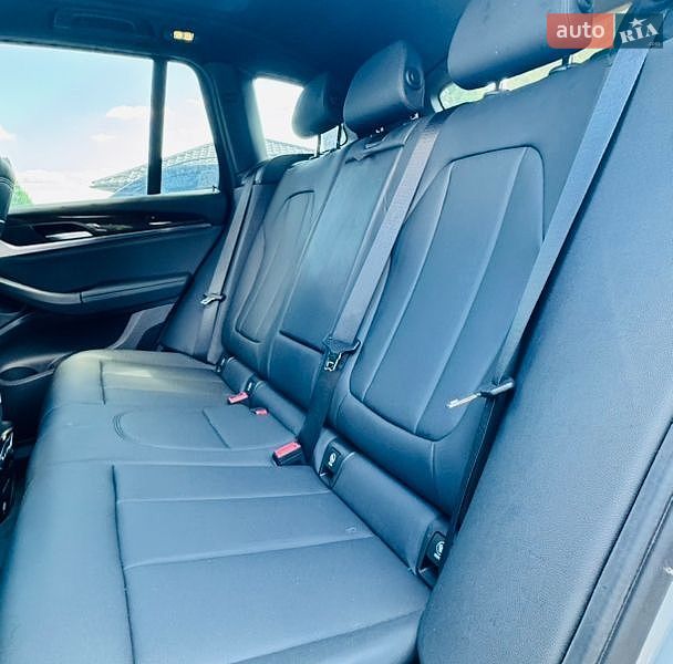 Внедорожник / Кроссовер BMW X3 2019 в Стрые
