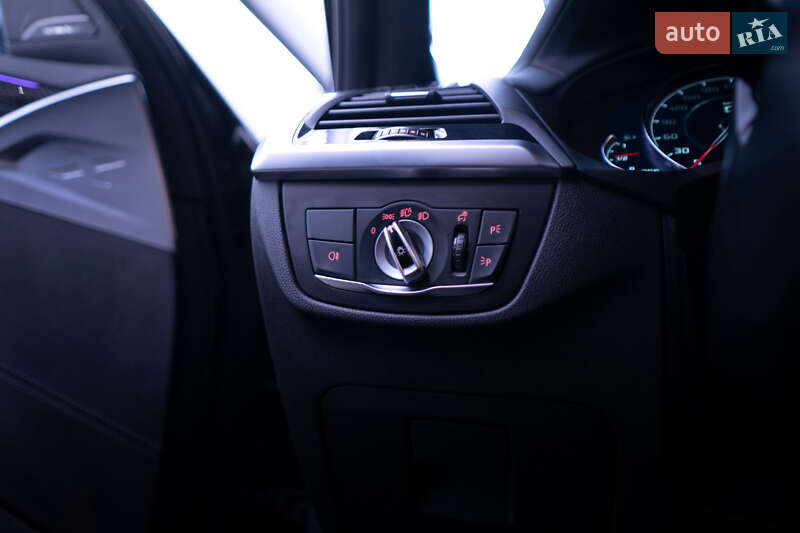 Внедорожник / Кроссовер BMW X4 M 2019 в Киеве