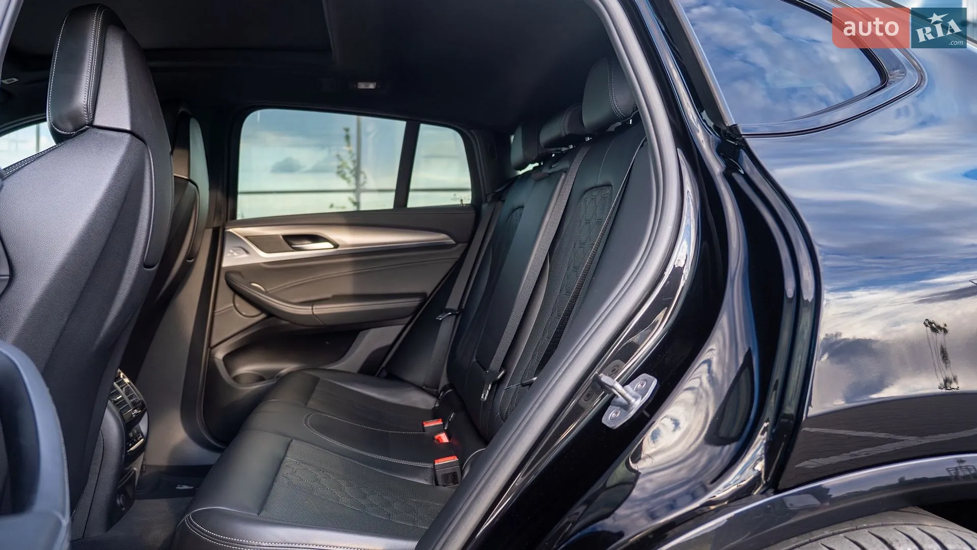 2019 BMW X4 M - мініатюра 13