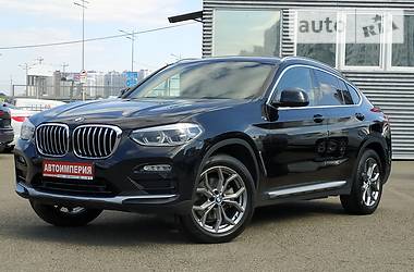 Позашляховик / Кросовер BMW X4 2018 в 