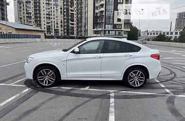 Внедорожник / Кроссовер BMW X4 2017 в Киеве