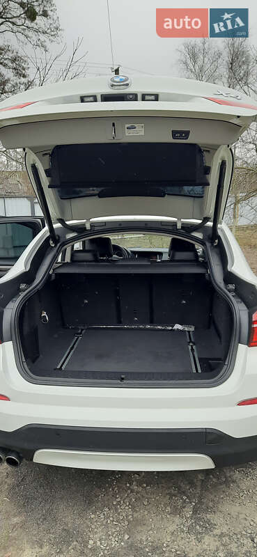 Внедорожник / Кроссовер BMW X4 2016 в Киеве