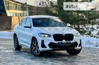 Внедорожник / Кроссовер BMW X4 2023 в 