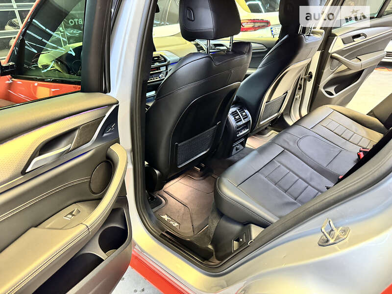Позашляховик / Кросовер BMW X4 2018 в Чернівцях