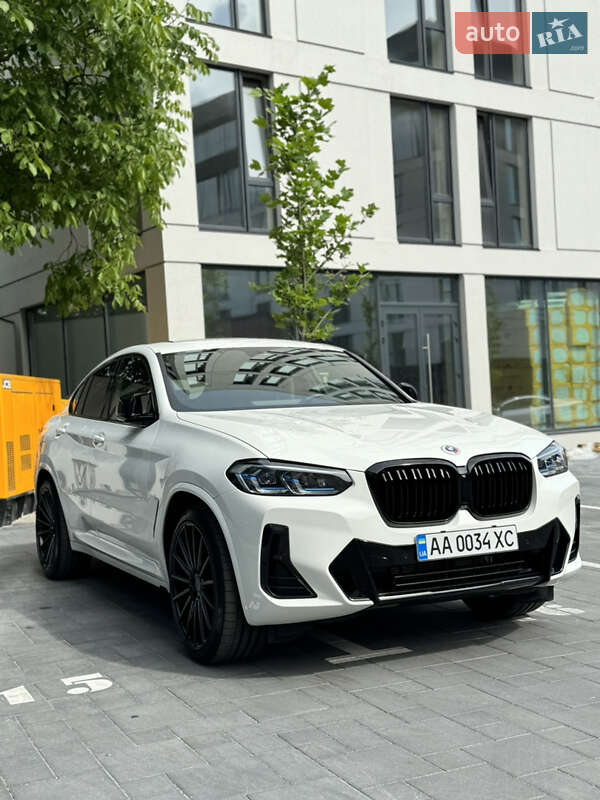 Внедорожник / Кроссовер BMW X4 2022 в Ровно