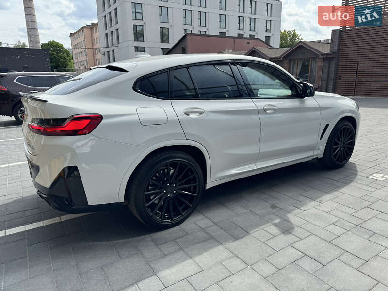 Внедорожник / Кроссовер BMW X4 2022 в Ровно