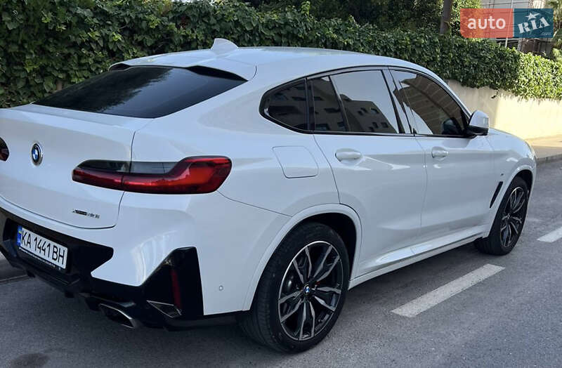 Внедорожник / Кроссовер BMW X4 2022 в Киеве
