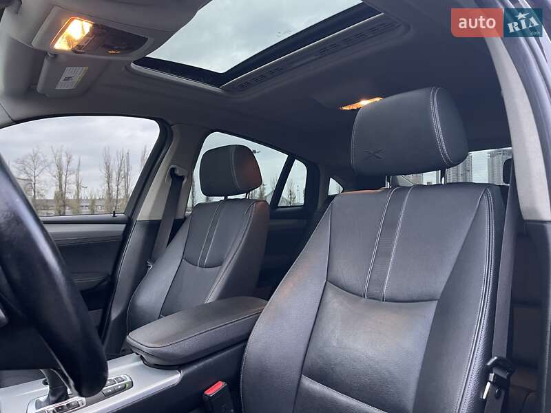 Внедорожник / Кроссовер BMW X4 2015 в Киеве