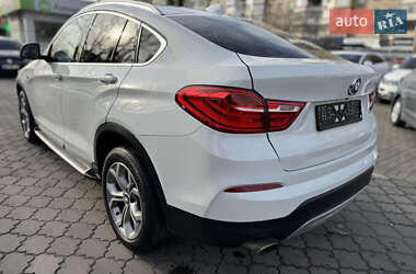 Позашляховик / Кросовер BMW X4 2017 в 