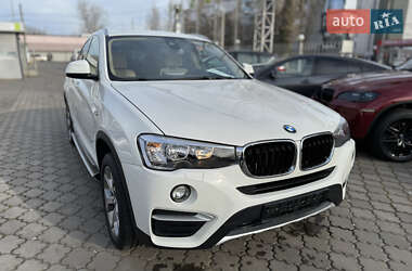 Позашляховик / Кросовер BMW X4 2017 в 