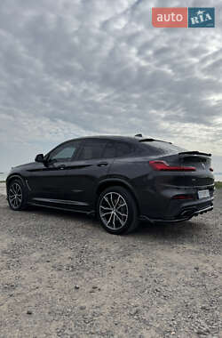 Позашляховик / Кросовер BMW X4 2019 в 