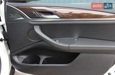 Внедорожник / Кроссовер BMW X4 2023 в 