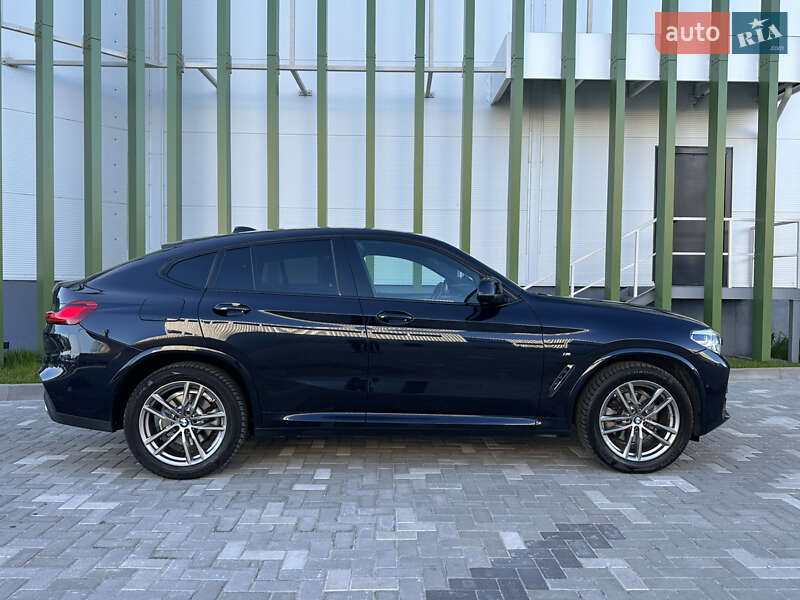 Внедорожник / Кроссовер BMW X4 2019 в Киеве