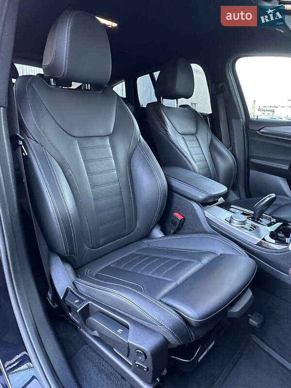 Внедорожник / Кроссовер BMW X4 2019 в Киеве