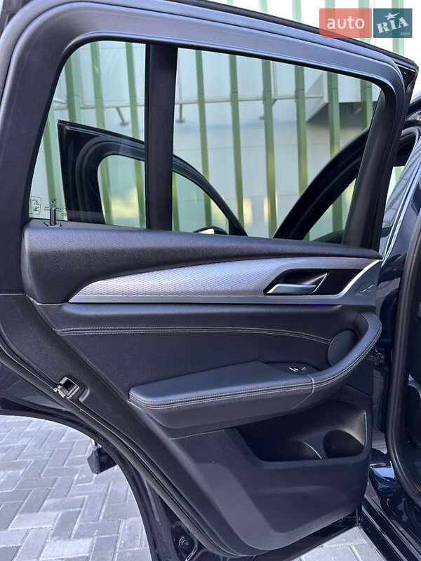 Внедорожник / Кроссовер BMW X4 2019 в Киеве