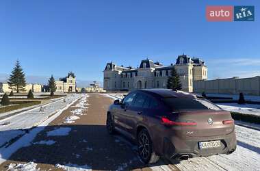 Внедорожник / Кроссовер BMW X4 2022 в 