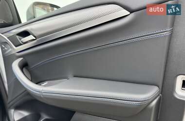 Внедорожник / Кроссовер BMW X4 2020 в 