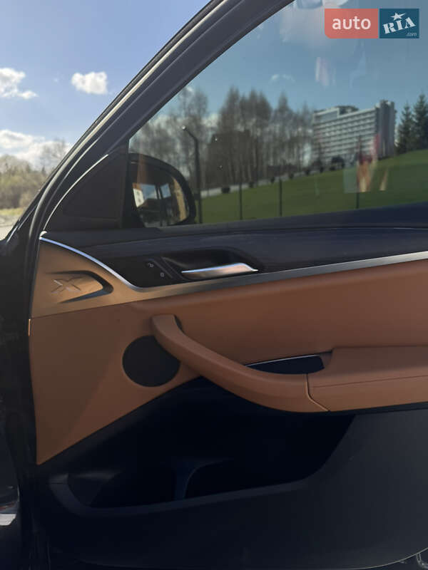 Внедорожник / Кроссовер BMW X4 2021 в Ивано-Франковске