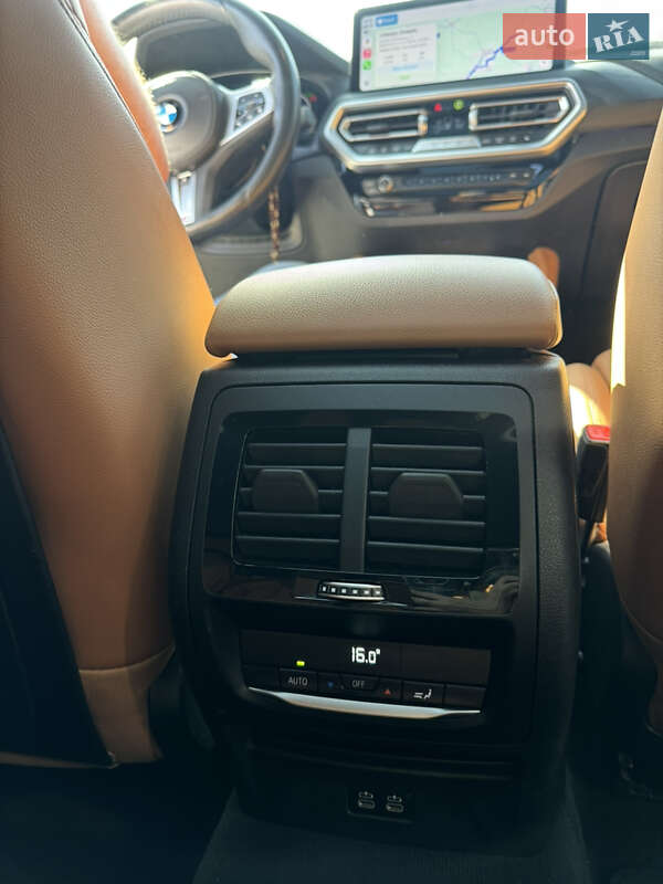 Внедорожник / Кроссовер BMW X4 2021 в Ивано-Франковске