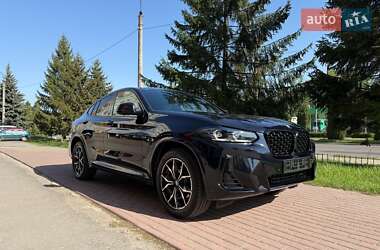 Позашляховик / Кросовер BMW X4 2022 в 
