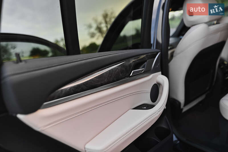 Позашляховик / Кросовер BMW X4 2019 в Кривому Розі
