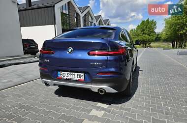 Позашляховик / Кросовер BMW X4 2019 в 