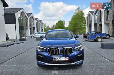 Позашляховик / Кросовер BMW X4 2019 в 