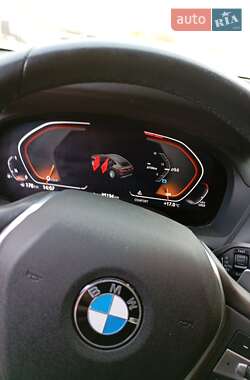 Позашляховик / Кросовер BMW X4 2021 в 